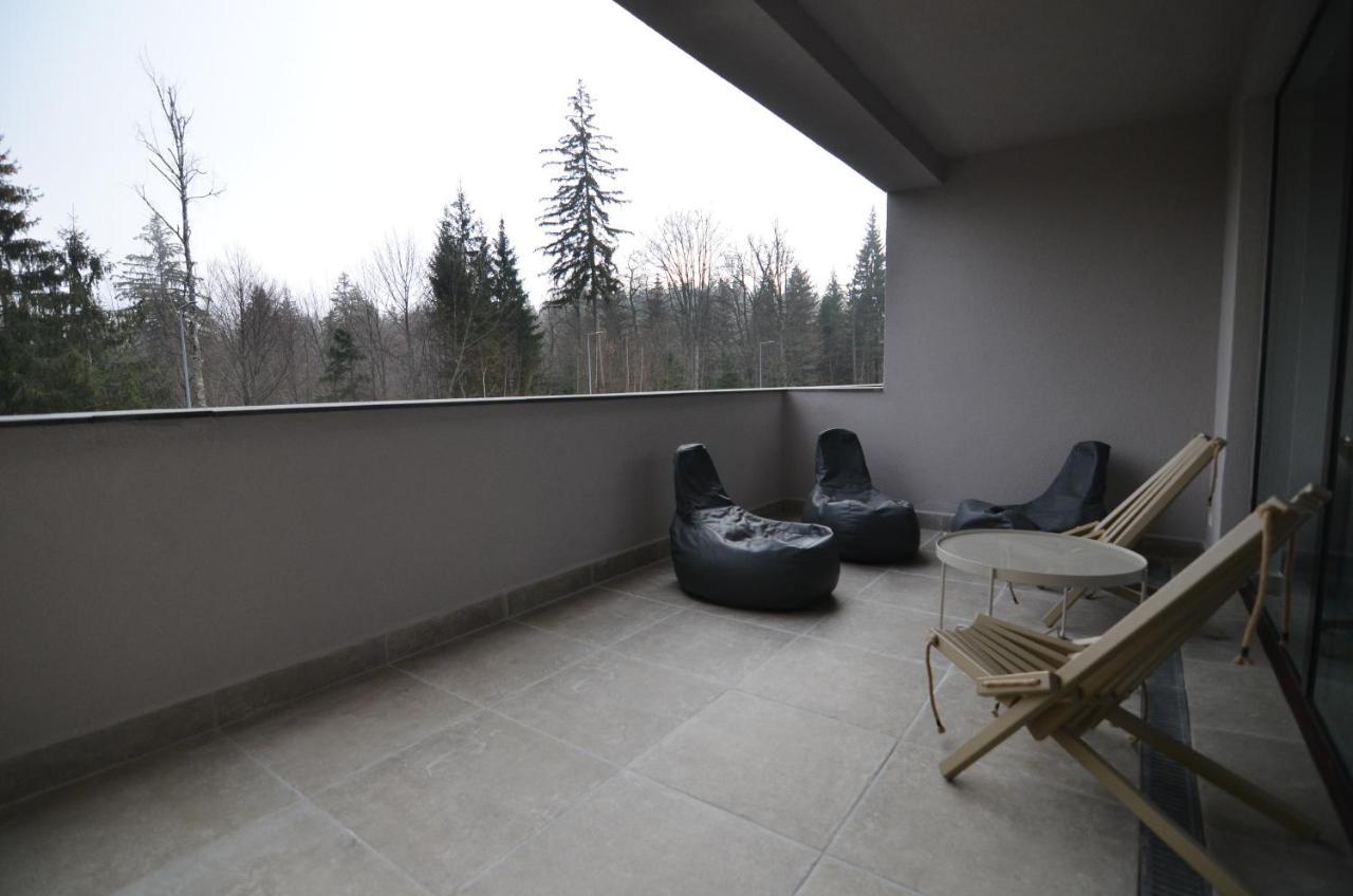 Silver Pine Apartment Brassópojána Kültér fotó